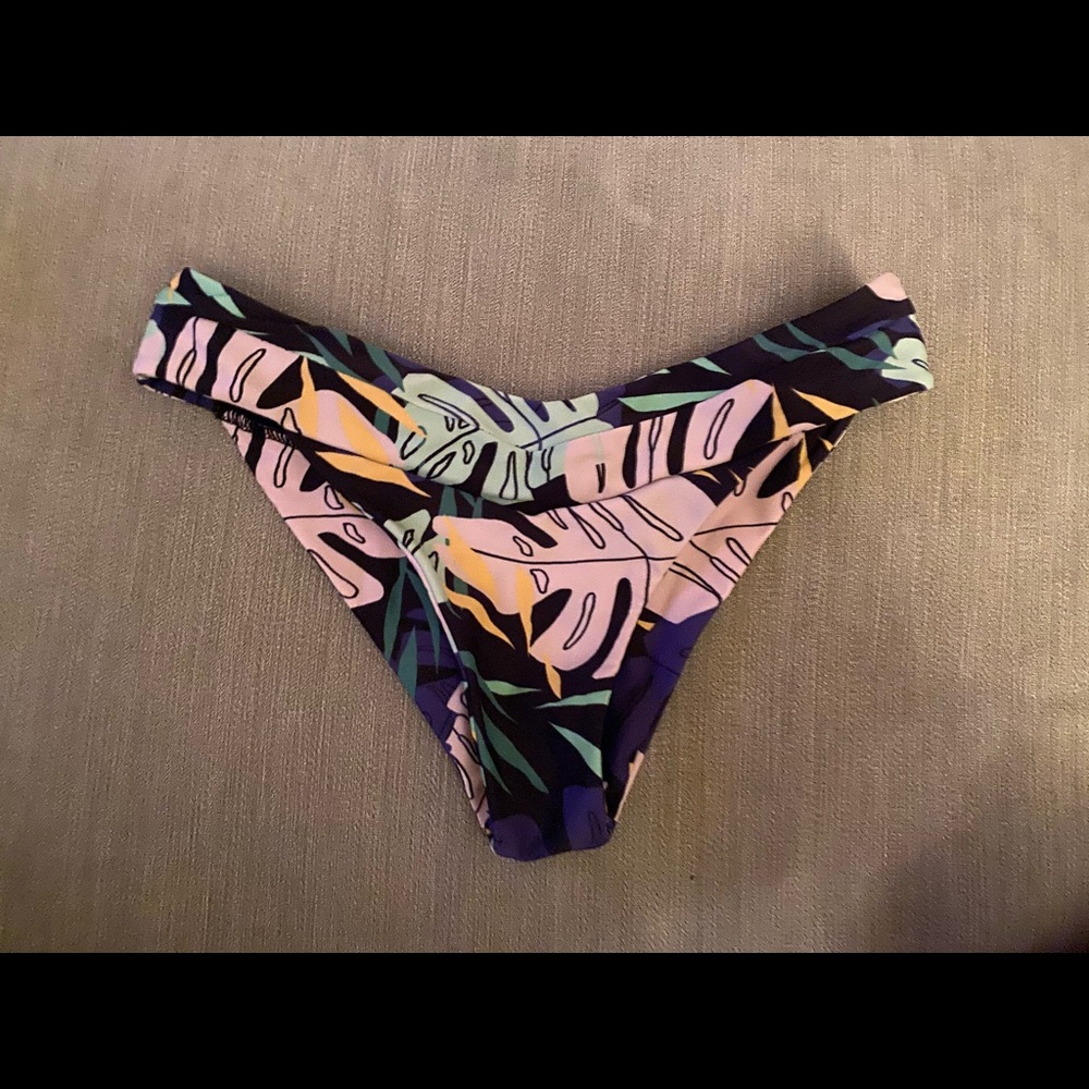 alia blue bathing suit. size-xs